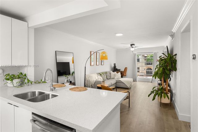 1650 S Le Jeune Road 105, Coral Gables, FL 33134