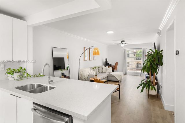 1650 S Le Jeune Road 105, Coral Gables, FL 33134