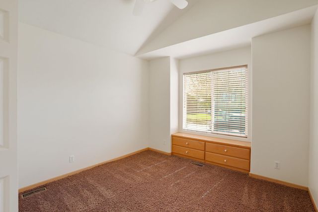 1414 Clubhouse Ct, Andover, KS 67002