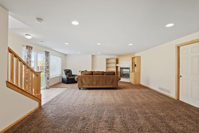 1414 Clubhouse Ct, Andover, KS 67002