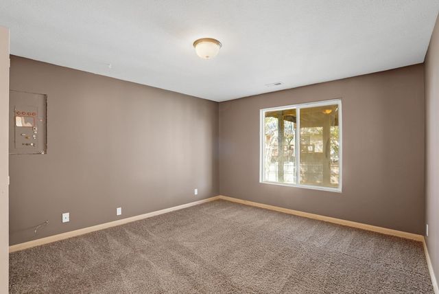 1414 Clubhouse Ct, Andover, KS 67002