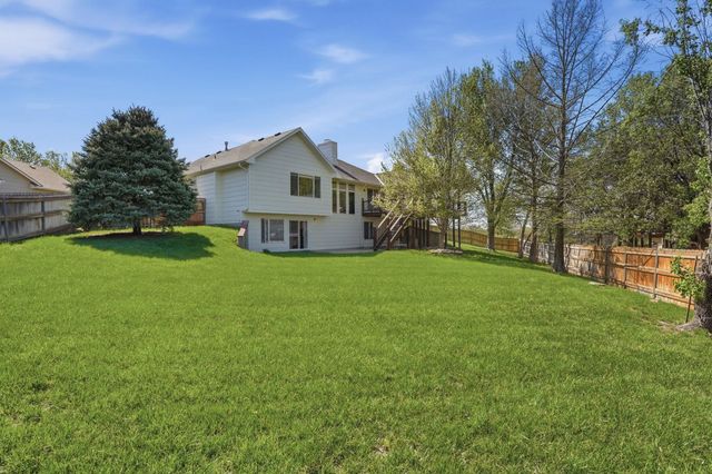 1414 Clubhouse Ct, Andover, KS 67002