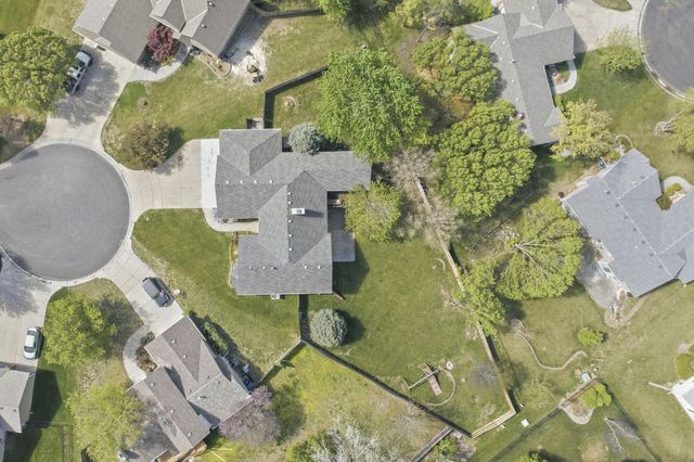 1414 Clubhouse Ct, Andover, KS 67002