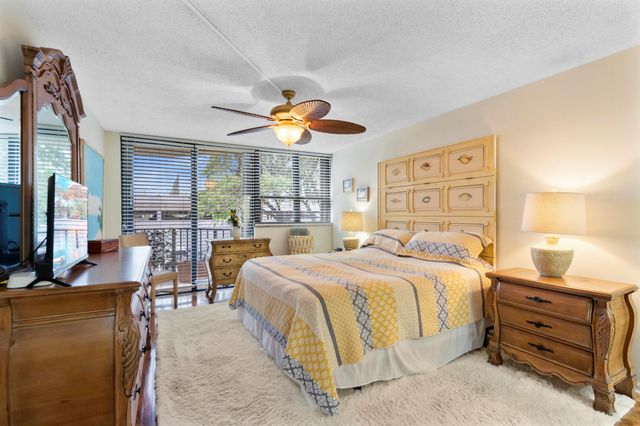899 Jeffery Street 201, Boca Raton, FL 33487