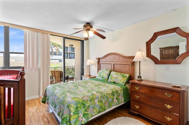 899 Jeffery Street 201, Boca Raton, FL 33487