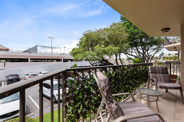 899 Jeffery Street 201, Boca Raton, FL 33487