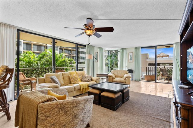 899 Jeffery Street 201, Boca Raton, FL 33487