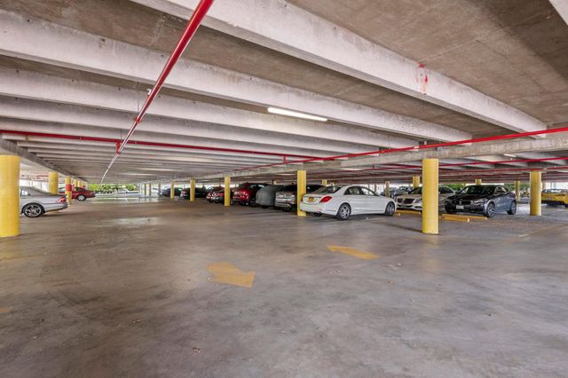 899 Jeffery Street 201, Boca Raton, FL 33487
