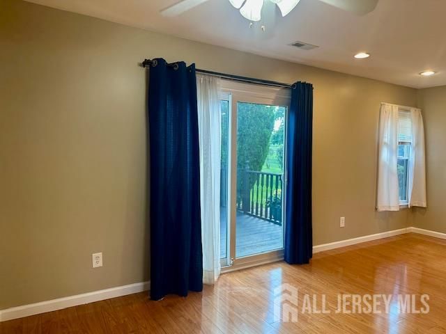 7 Heritage Square, Sayreville, NJ 08872