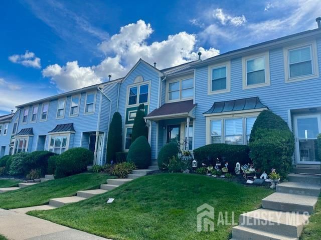 7 Heritage Square, Sayreville, NJ 08872