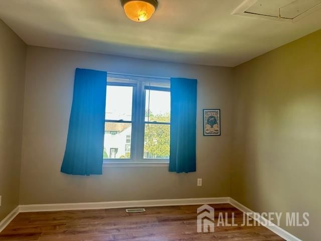 7 Heritage Square, Sayreville, NJ 08872