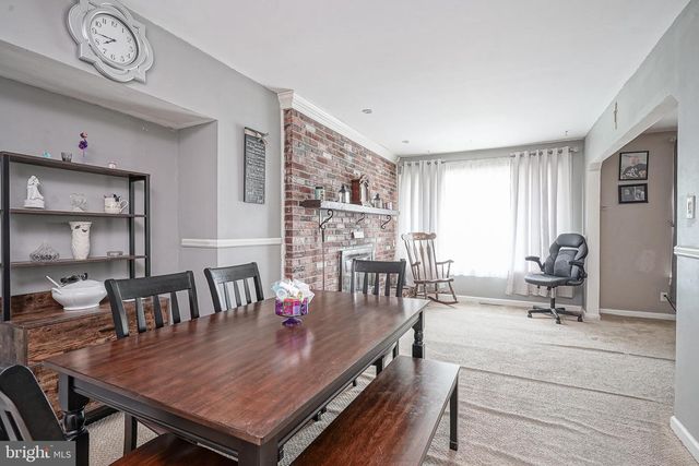 1098 GRANDVIEW DR, Pine Hill, NJ 08021