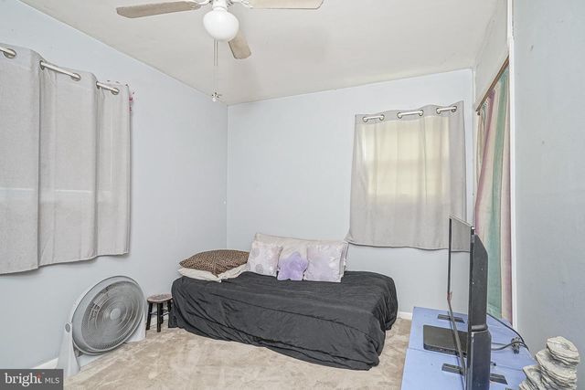 1098 GRANDVIEW DR, Pine Hill, NJ 08021
