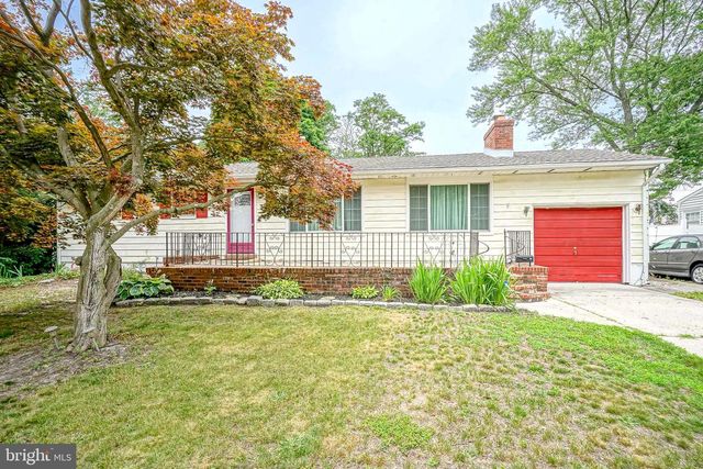 1098 GRANDVIEW DR, Pine Hill, NJ 08021