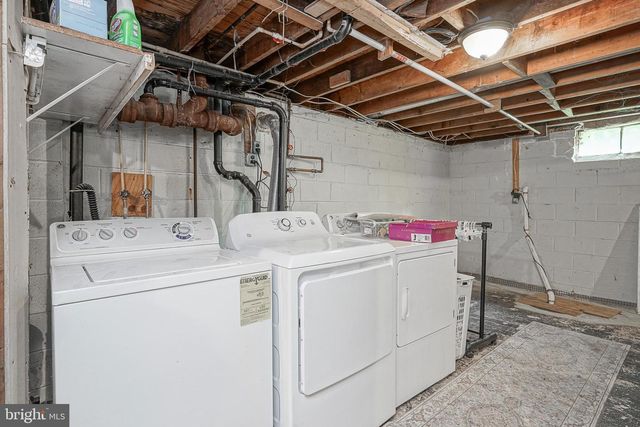 1098 GRANDVIEW DR, Pine Hill, NJ 08021