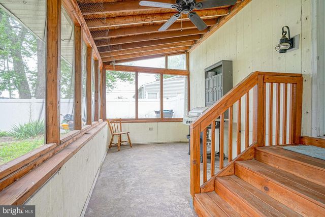 1098 GRANDVIEW DR, Pine Hill, NJ 08021