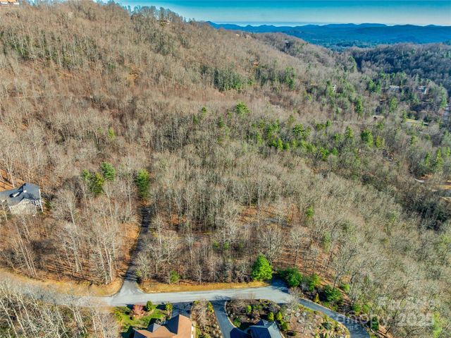 211 Ladys Fern Trail, Laurel Park, NC 28739