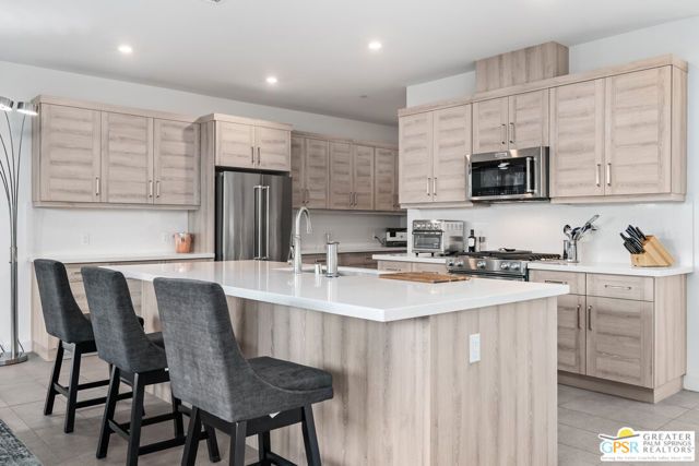 234 Mayfair Way, Palm Springs, CA 92264