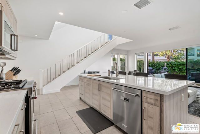 234 Mayfair Way, Palm Springs, CA 92264