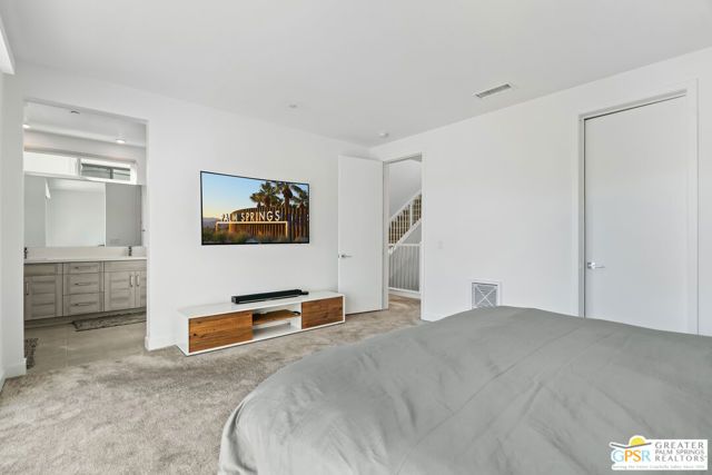 234 Mayfair Way, Palm Springs, CA 92264