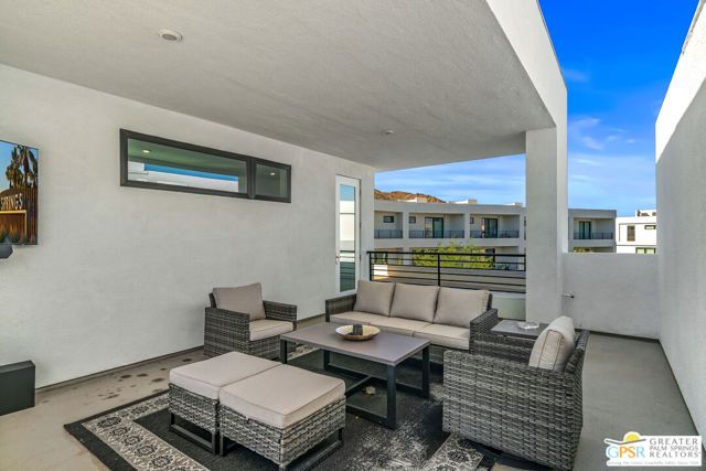 234 Mayfair Way, Palm Springs, CA 92264