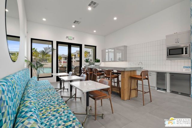 234 Mayfair Way, Palm Springs, CA 92264