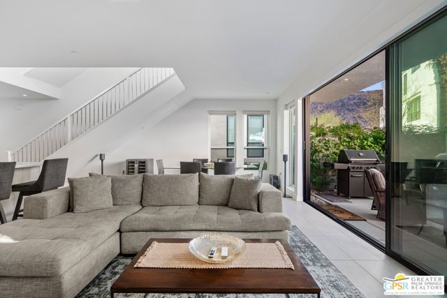 234 Mayfair Way, Palm Springs, CA 92264