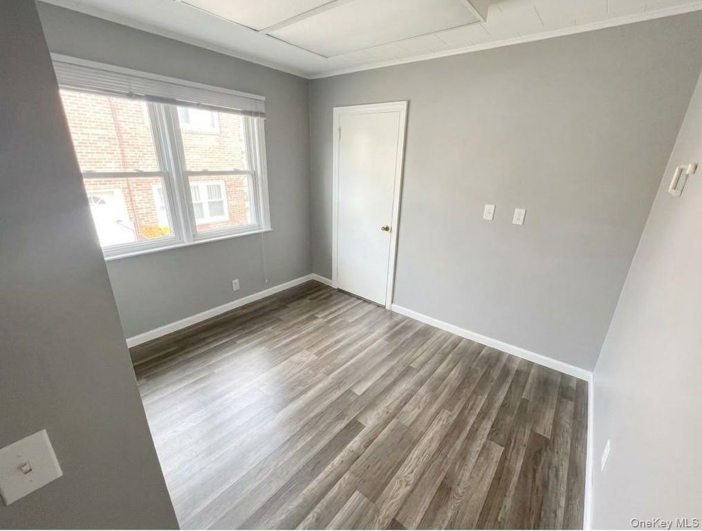 460 Atlantic Avenue R, East Rockaway, NY 11518 — photo 2
