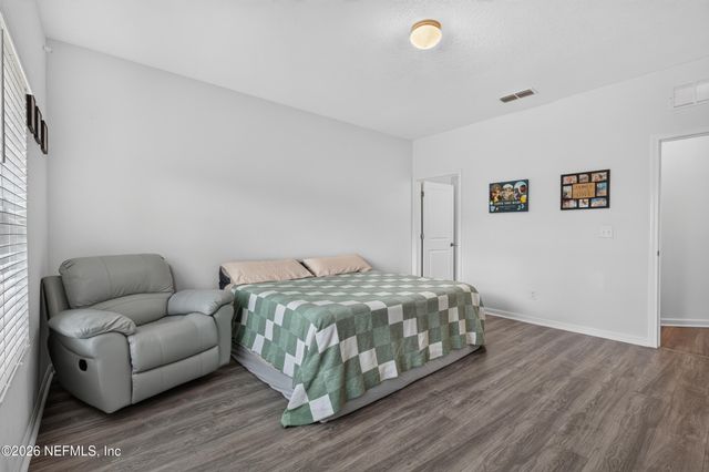 4977 BRAMANTE Drive, Jacksonville, FL 32218