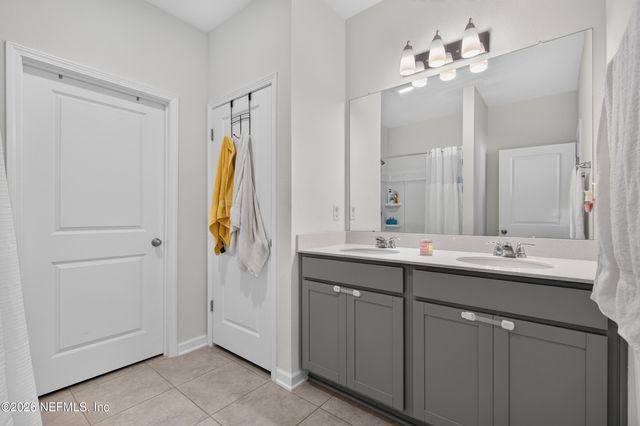 4977 BRAMANTE Drive, Jacksonville, FL 32218