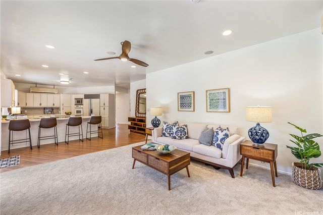 5926 Kalanianaole Highway, Honolulu, HI 96821