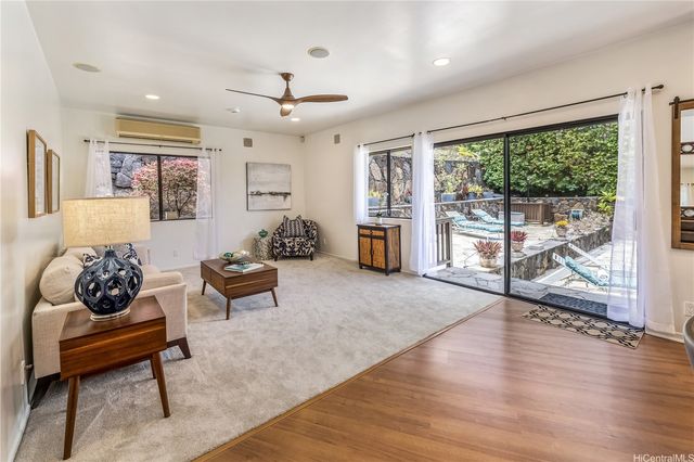 5926 Kalanianaole Highway, Honolulu, HI 96821