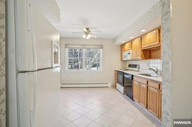 2 Eisenhower Road, Closter, NJ 07624