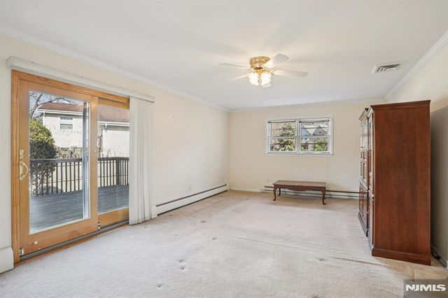 2 Eisenhower Road, Closter, NJ 07624