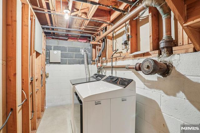 2 Eisenhower Road, Closter, NJ 07624