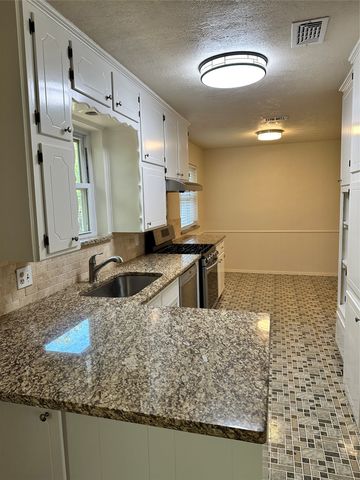 2108 Lejuan Court, Arlington, TX 76010
