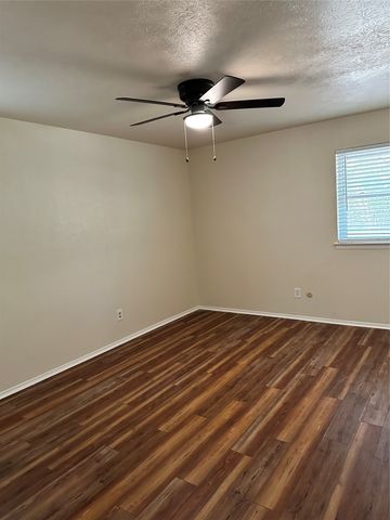 2108 Lejuan Court, Arlington, TX 76010