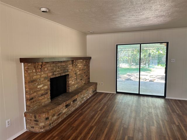 2108 Lejuan Court, Arlington, TX 76010