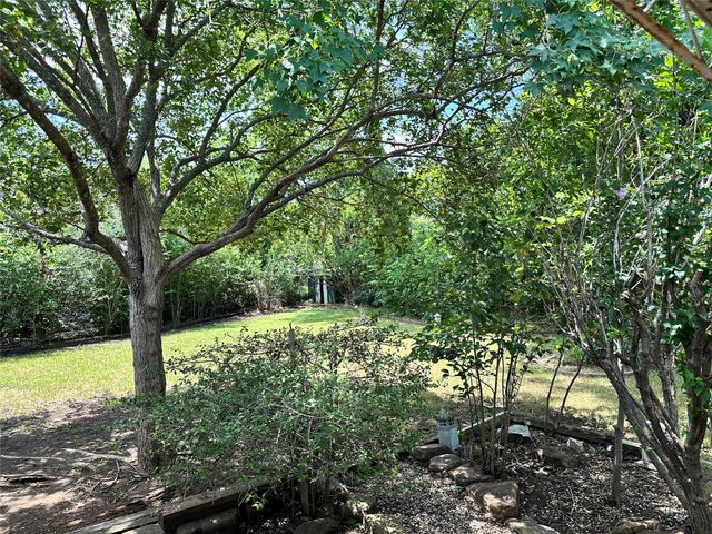 2108 Lejuan Court, Arlington, TX 76010