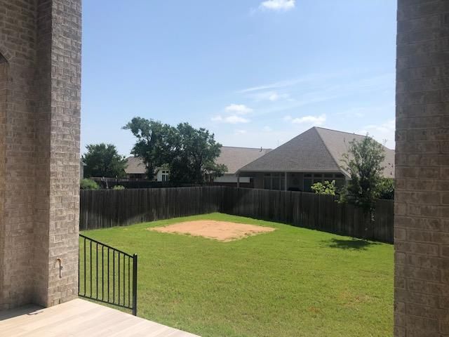 109 Lockhart DR, Liberty Hill, TX 78642