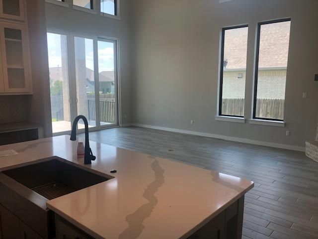 109 Lockhart DR, Liberty Hill, TX 78642