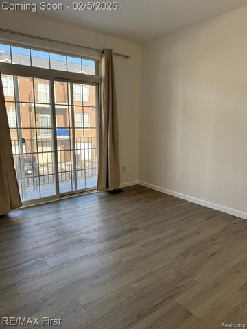 25476 Saint James, Southfield, MI 48075