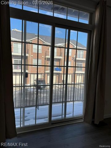 25476 Saint James, Southfield, MI 48075