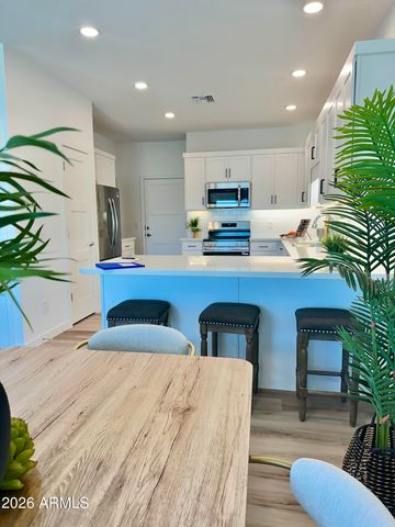 2045 E MICHIGAN Avenue 2, Phoenix, AZ 85022