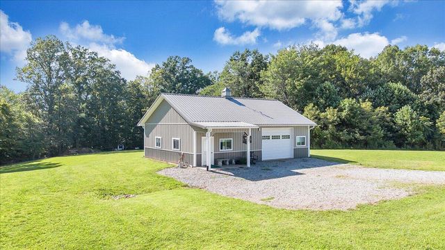 737 Camellia PL, Moneta, VA 24121