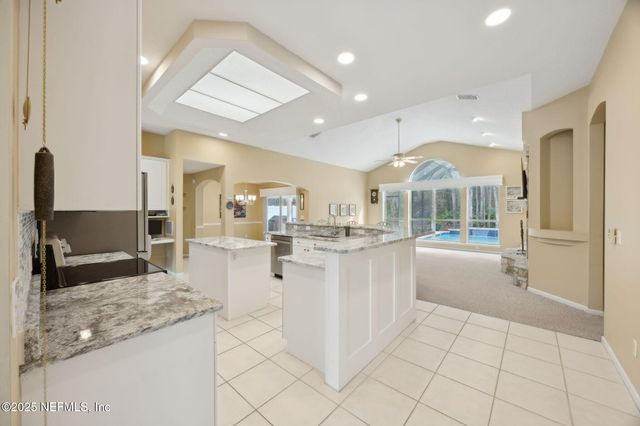 8016 WANDERING DEER Court, Jacksonville, FL 32256