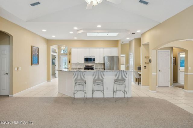 8016 WANDERING DEER Court, Jacksonville, FL 32256