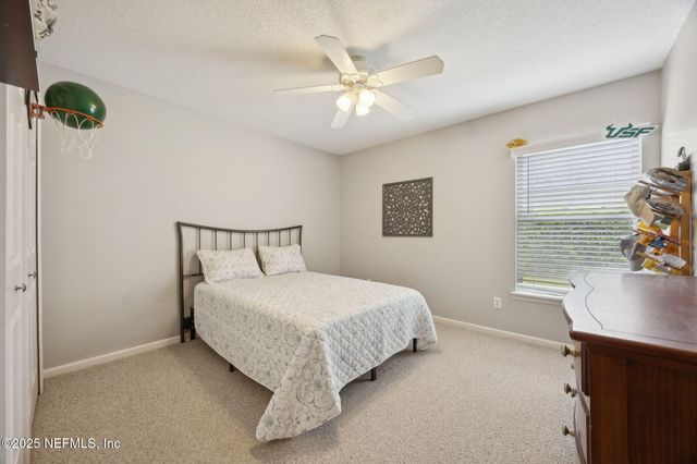 8016 WANDERING DEER Court, Jacksonville, FL 32256