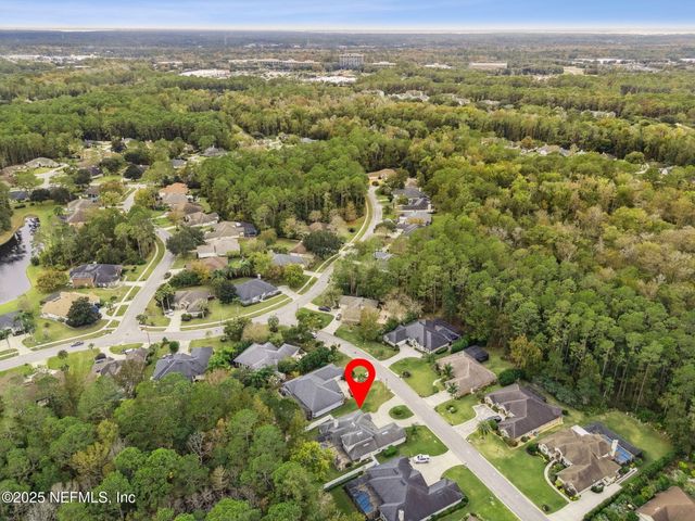 8016 WANDERING DEER Court, Jacksonville, FL 32256