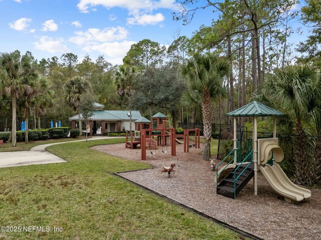 8016 WANDERING DEER Court, Jacksonville, FL 32256